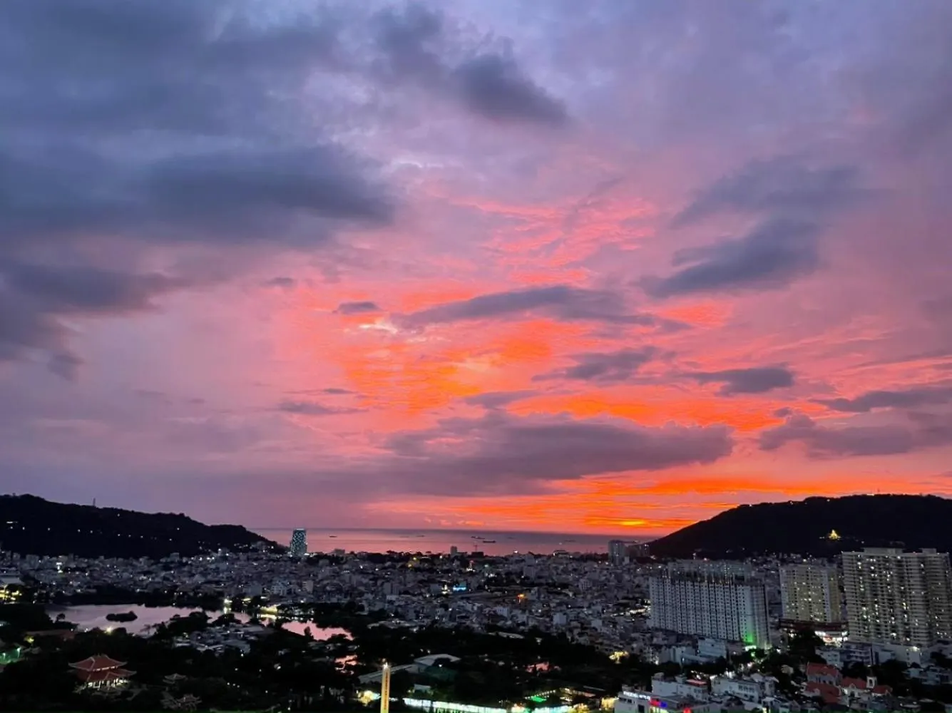 Condotel The Song Vung Tau - Can Ho Du Lich Gan Bien